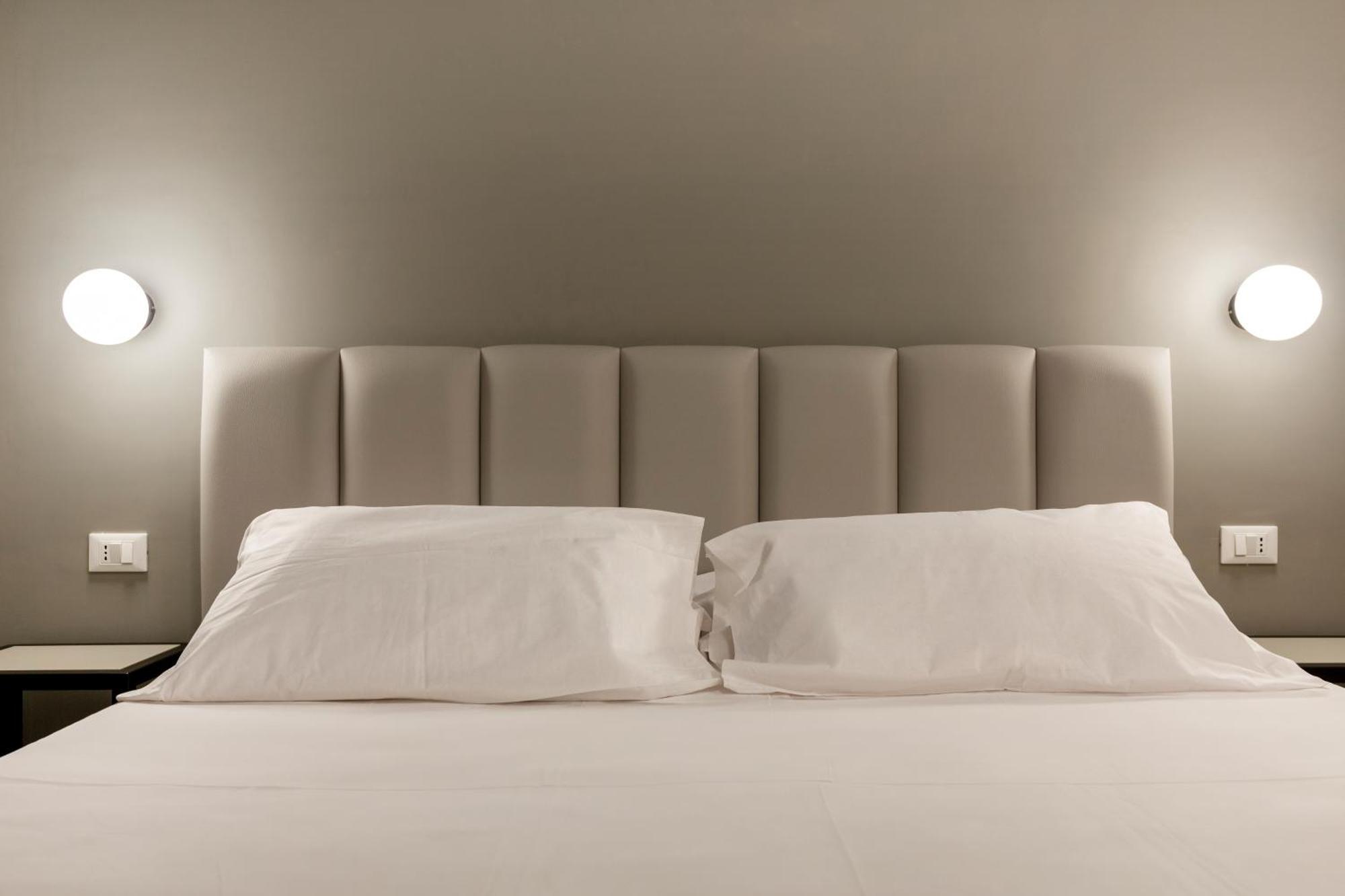Luciano Queen'S Guest House Rome Bagian luar foto