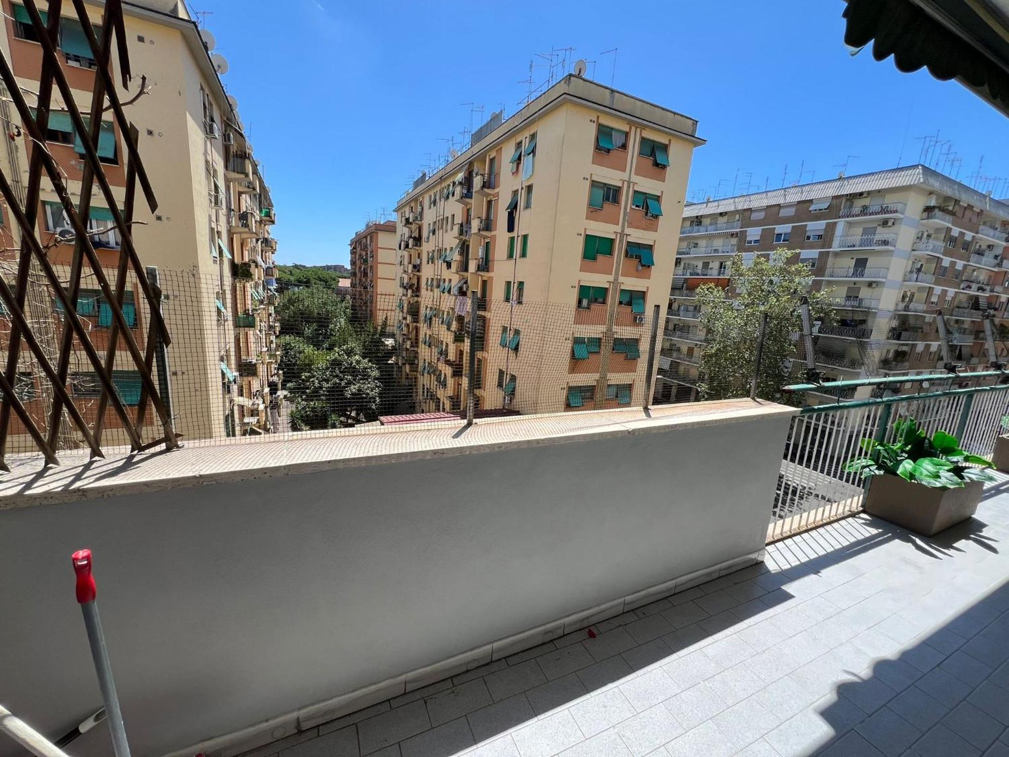 Luciano Queen'S Guest House Rome Bagian luar foto